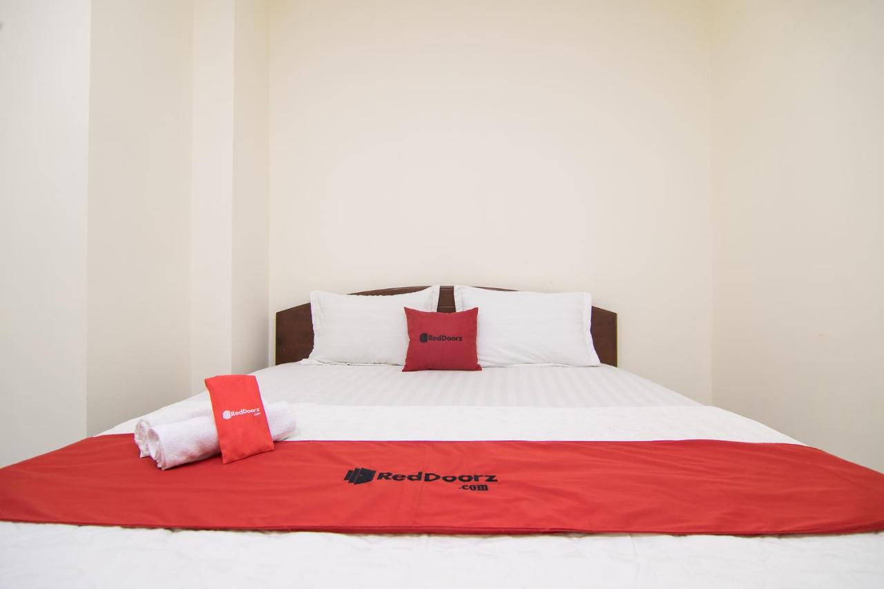 Reddoorz @ Le Van Sy Street Ho Şi Min Dış mekan fotoğraf